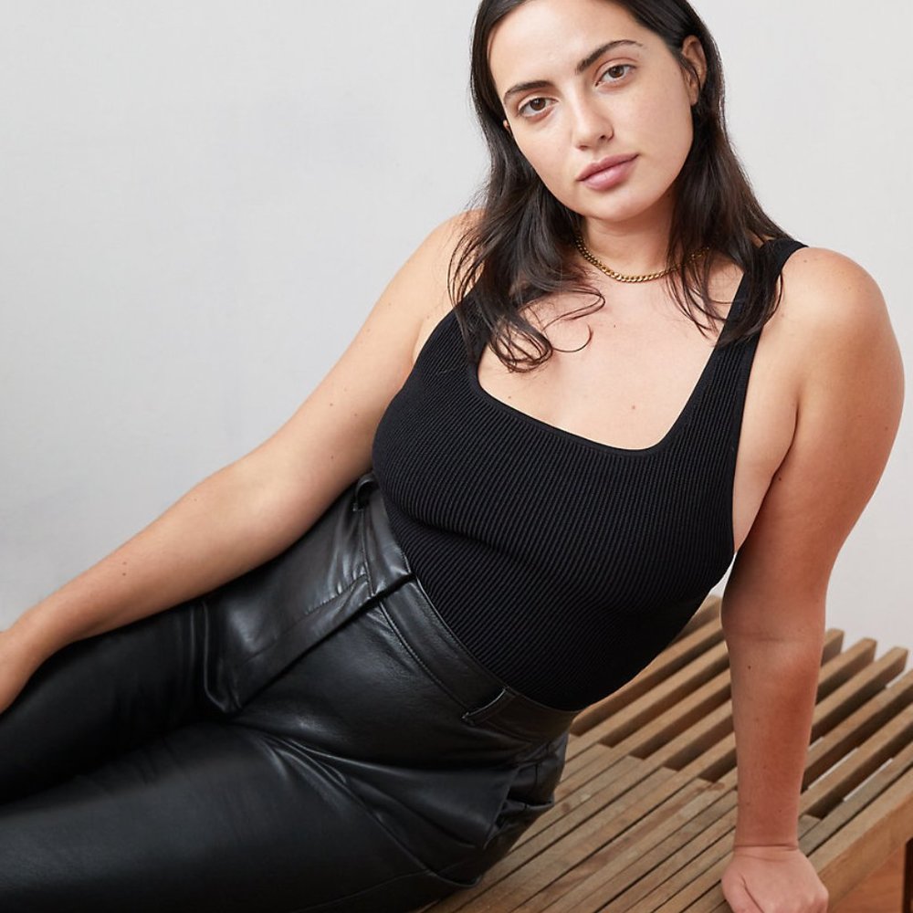 Babaton Sculpt Knit Tank Aritzia - Black
